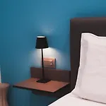 Fly 2 *