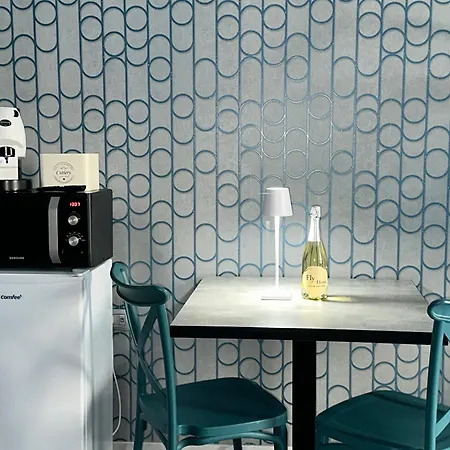 Fly 2 شقة نابولي