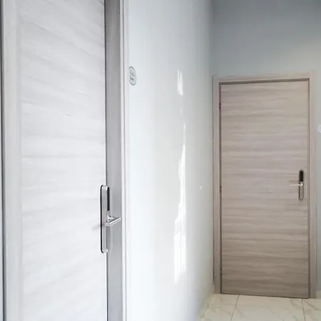 Fly 2 Apartment Naples