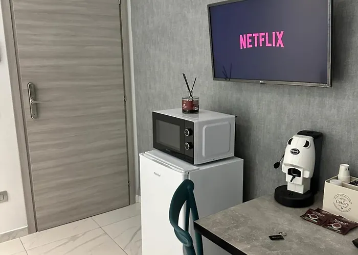 Fly 2 * Νάπολη