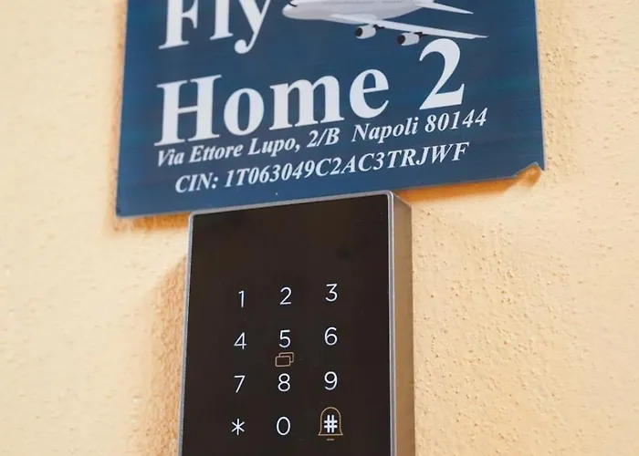 Fly 2 * Νάπολη