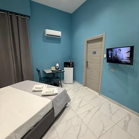 Fly 2 Apartment Neapel